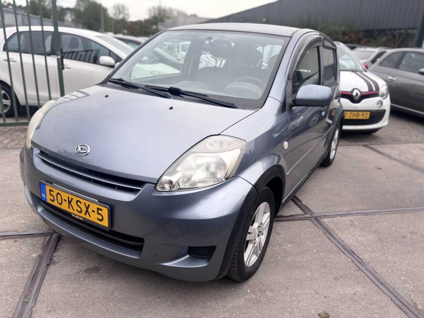 Foto van Daihatsu Sirion