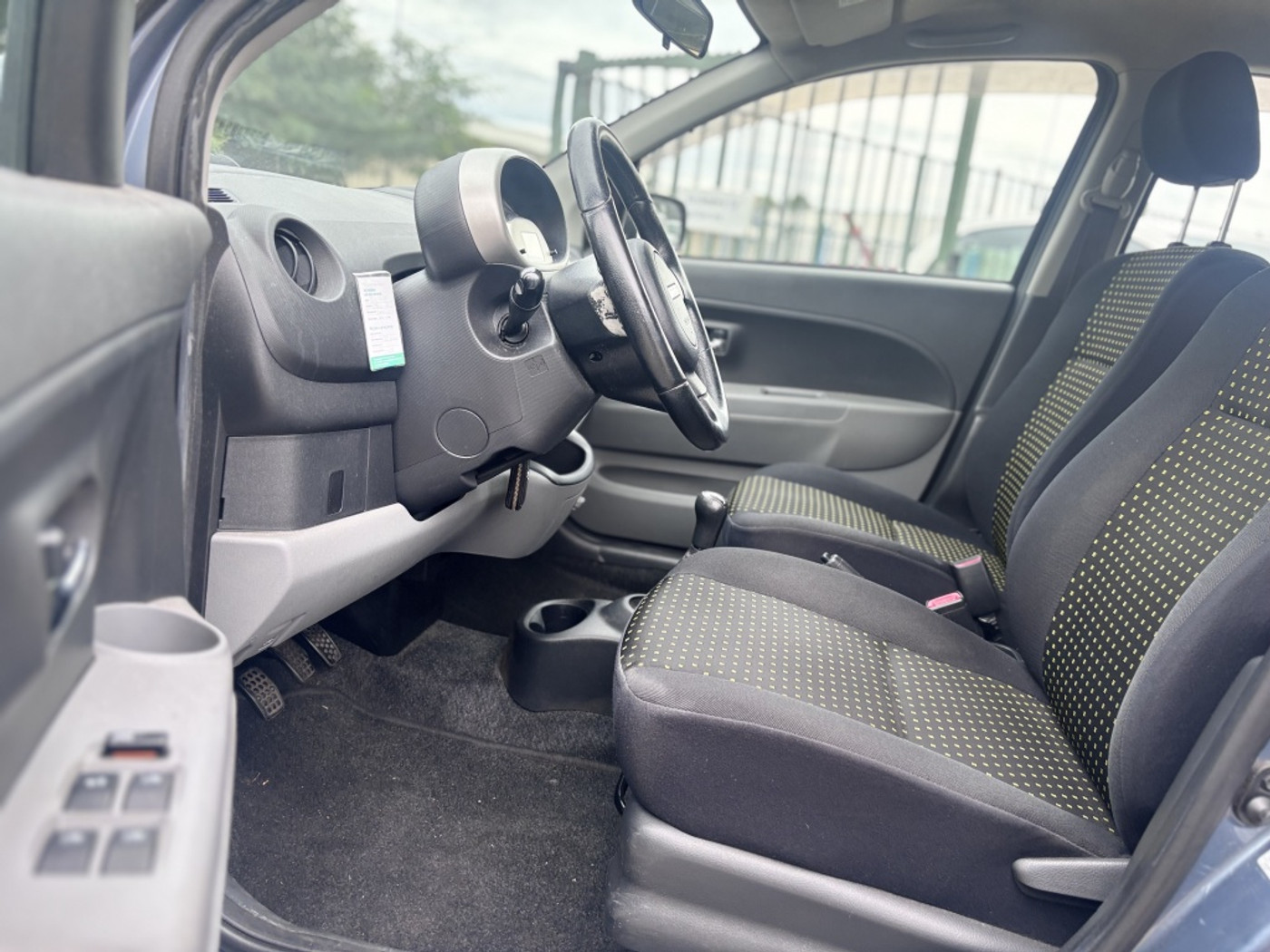 Foto van Daihatsu Sirion
