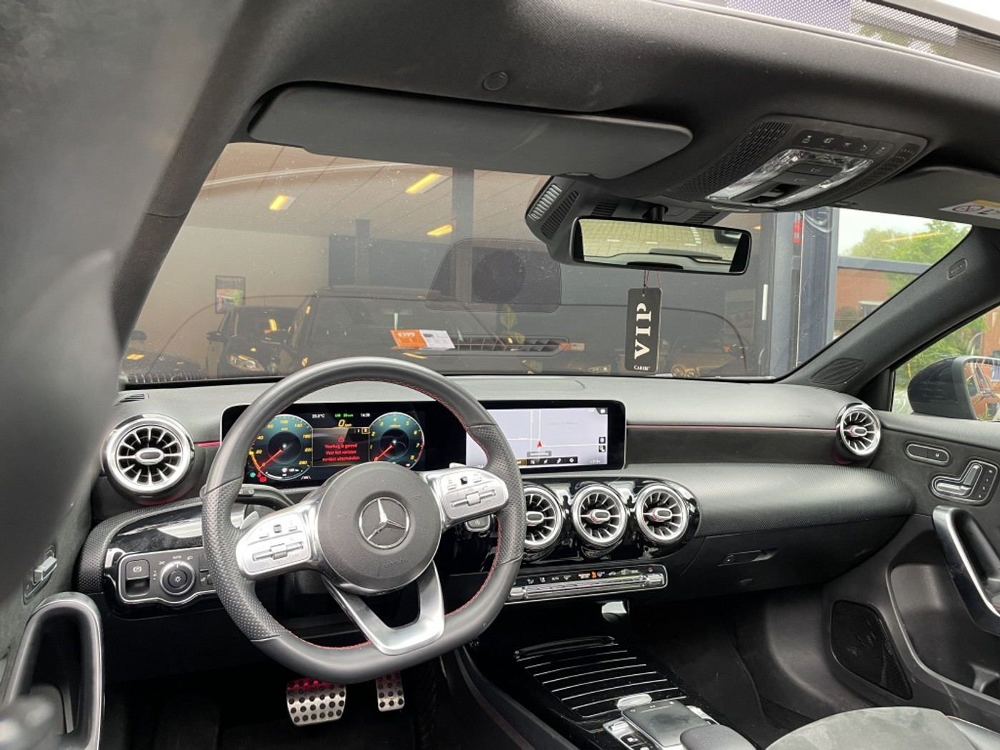 Foto van Mercedes-Benz A 220