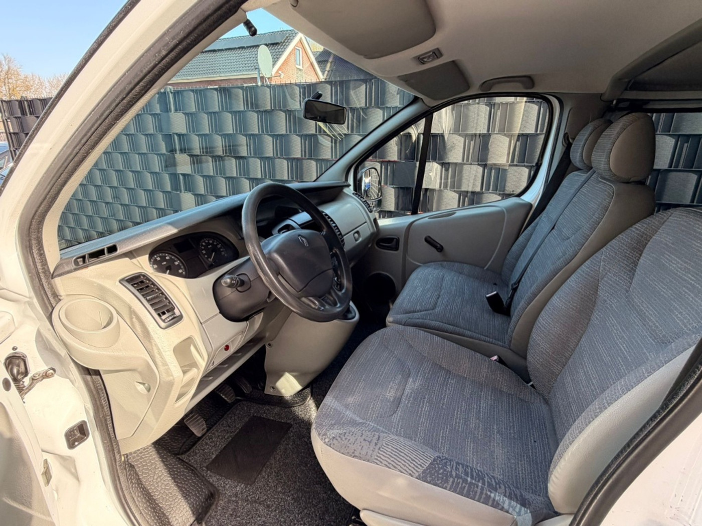 Foto van Renault Trafic T27 L1/h1 2.0 Dci 66kw E4