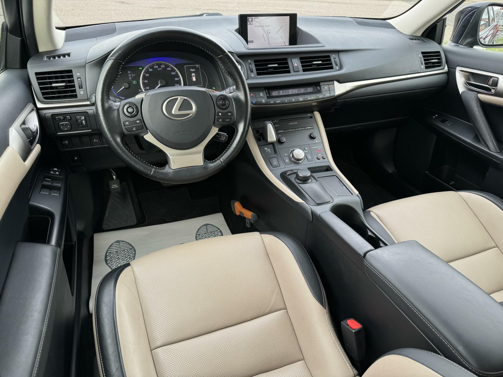 Foto van Lexus CT