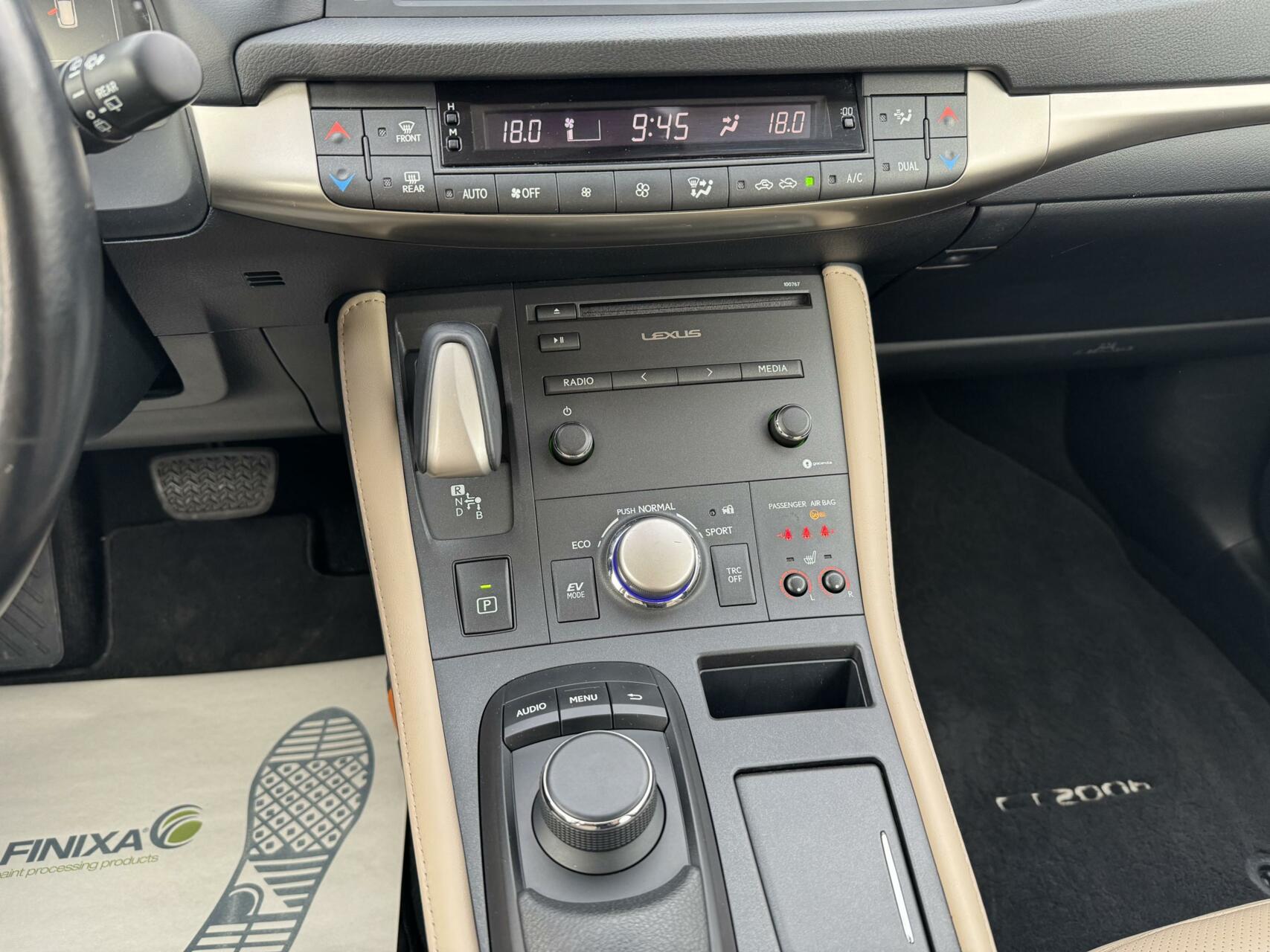Foto van Lexus CT