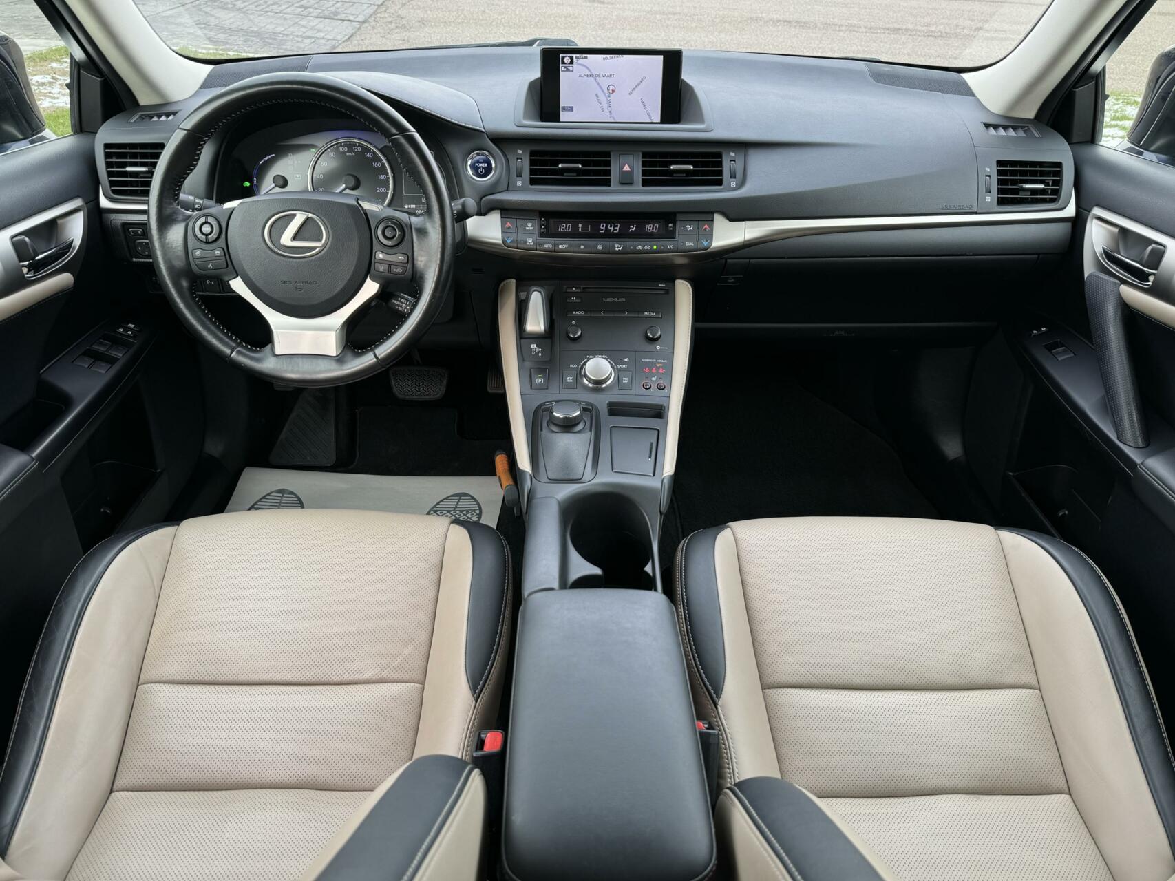 Foto van Lexus CT
