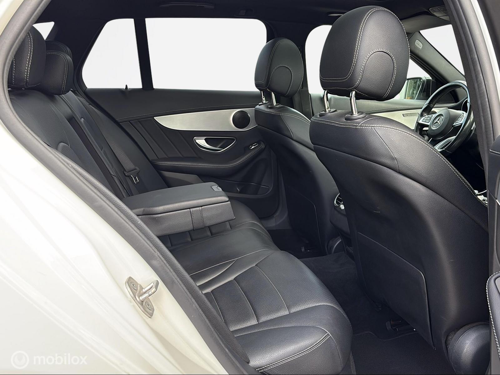 Foto van Mercedes-Benz C 200