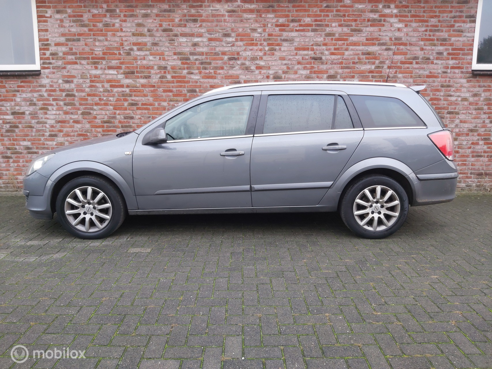 Foto van Opel Astra Wagon
