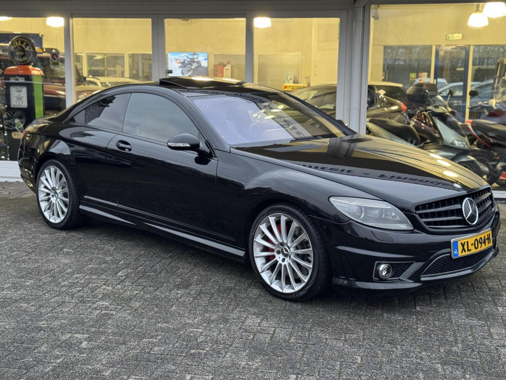 Foto van Mercedes-Benz CL 63 AMG