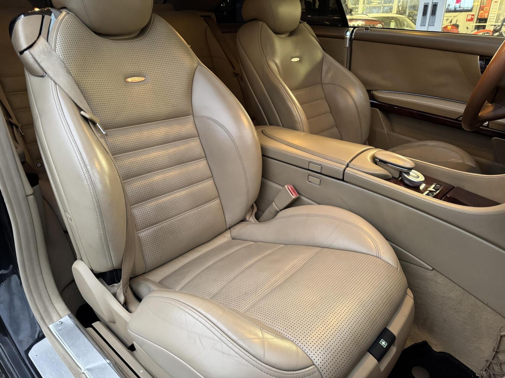 Foto van Mercedes-Benz CL 63 AMG