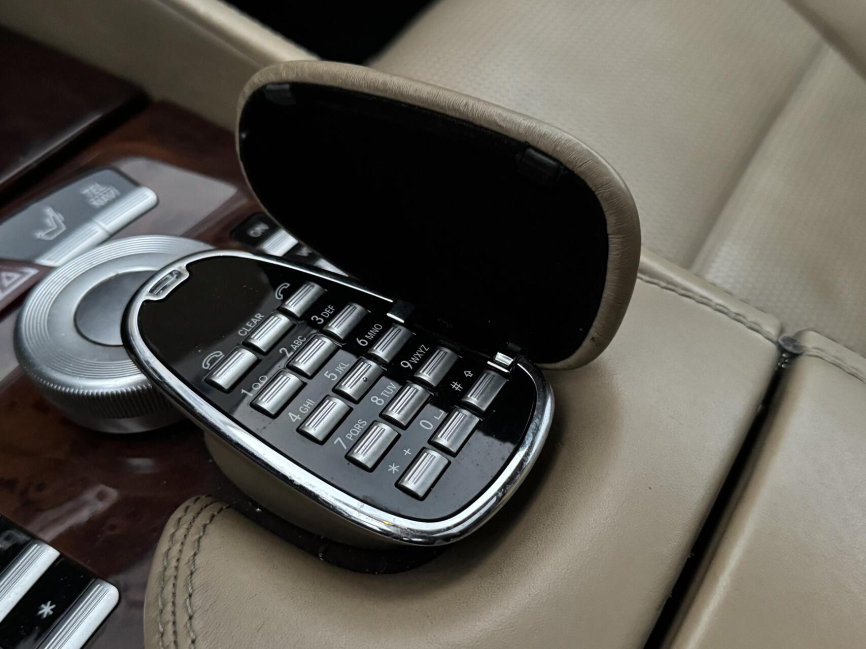 Foto van Mercedes-Benz CL 63 AMG
