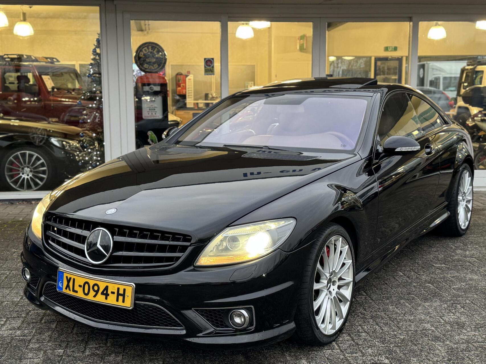 Foto van Mercedes-Benz CL 63 AMG