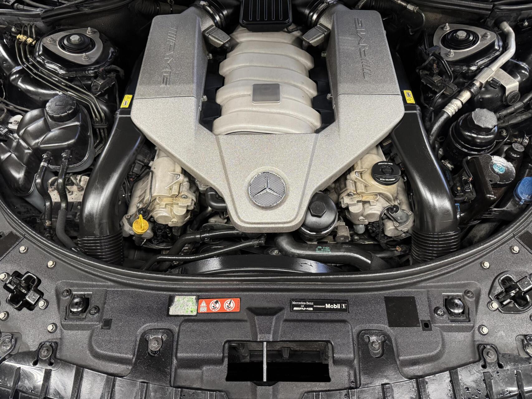 Foto van Mercedes-Benz CL 63 AMG