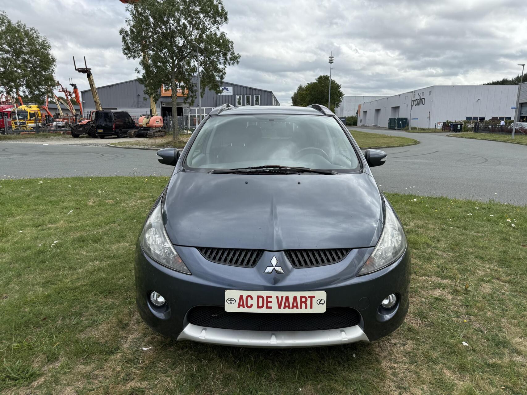 Foto van Mitsubishi Grandis