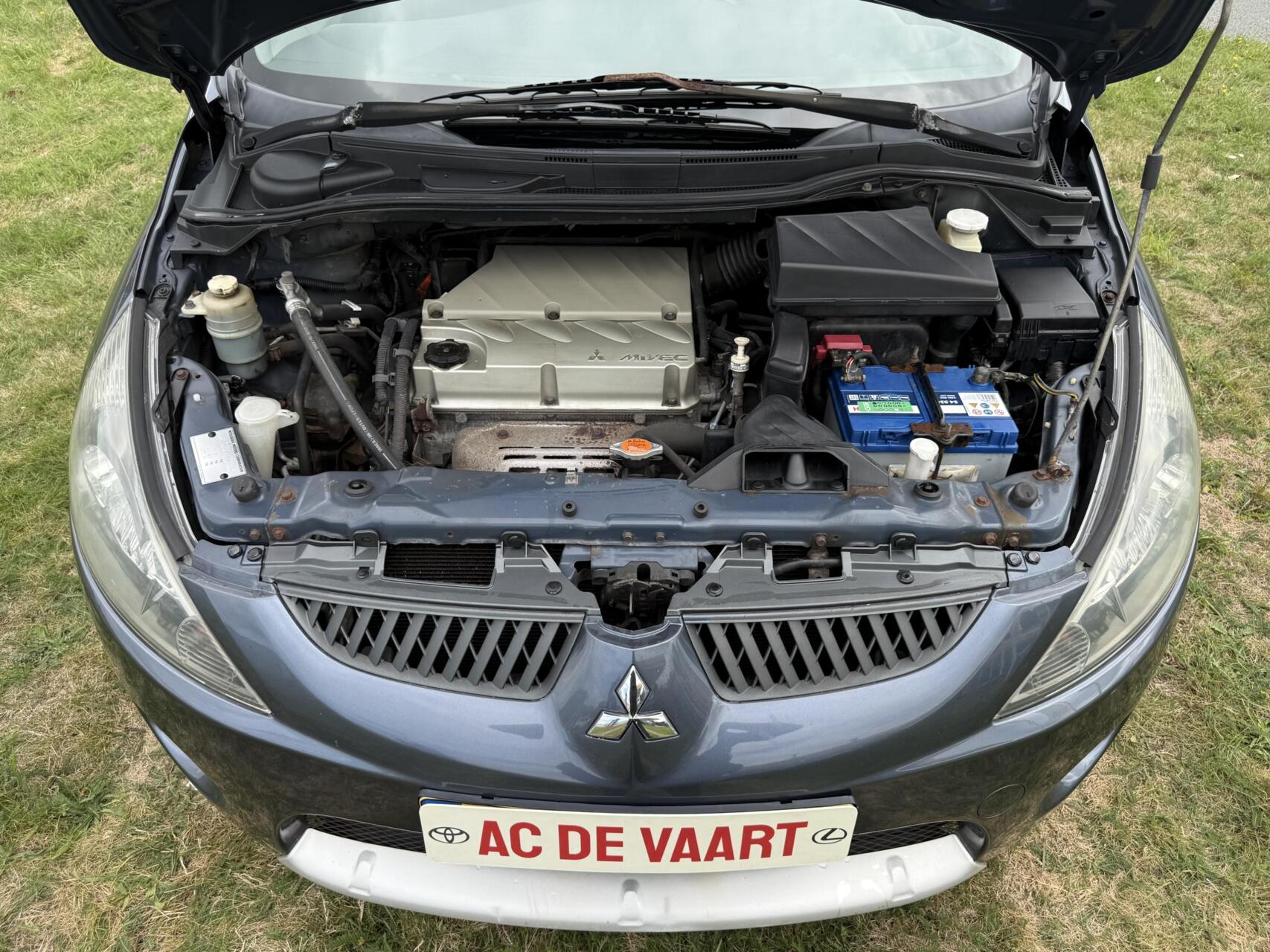 Foto van Mitsubishi Grandis