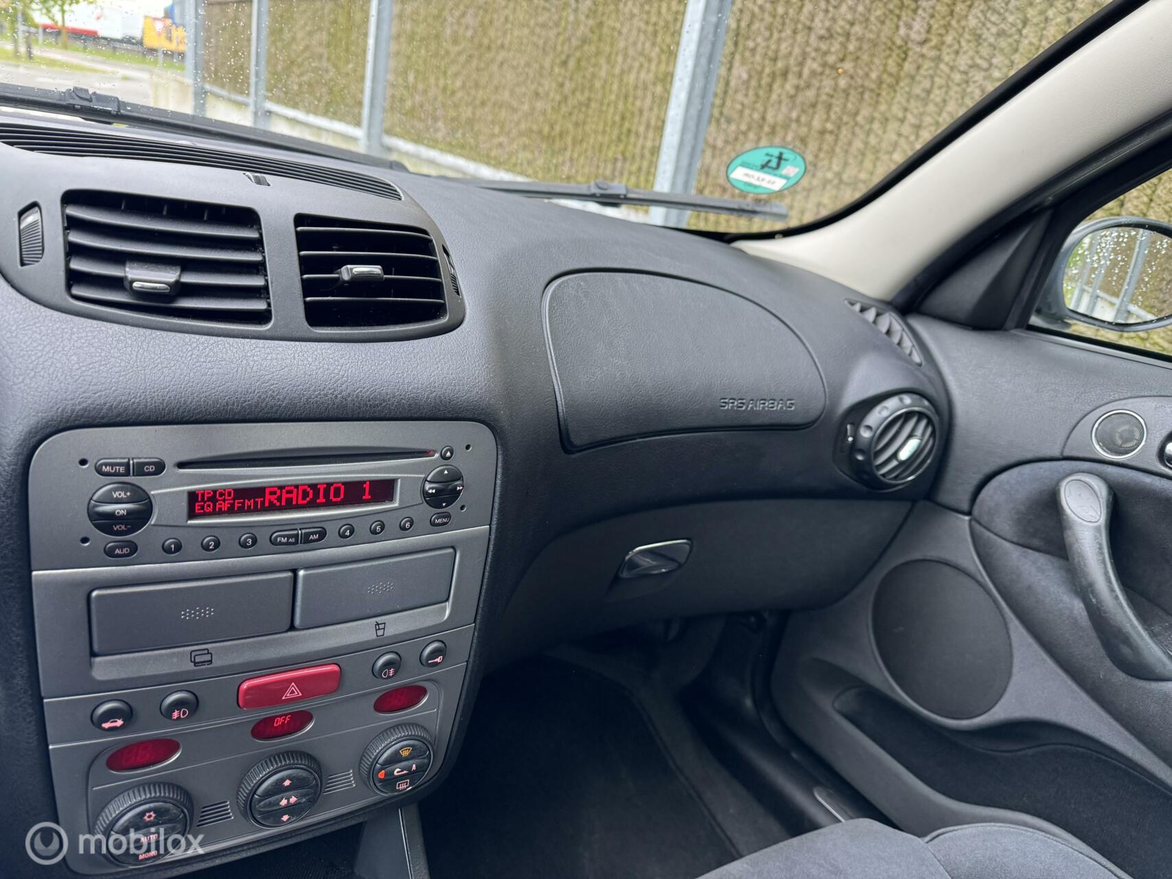 Foto van Alfa Romeo 147