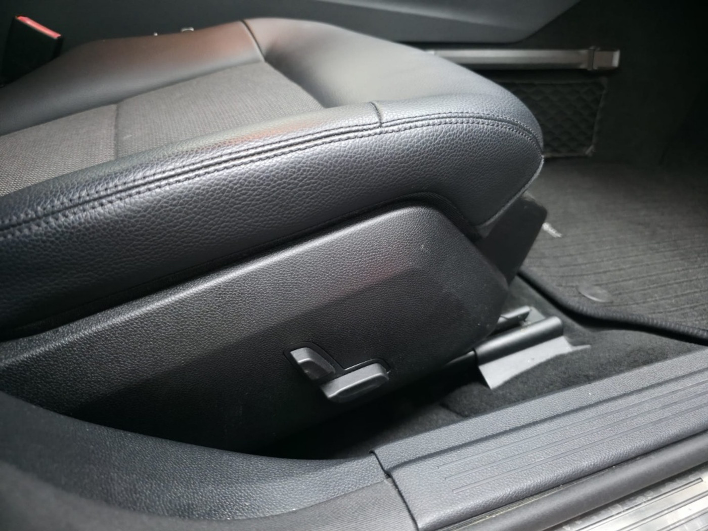 Foto van Mercedes-Benz E 350 Cgi