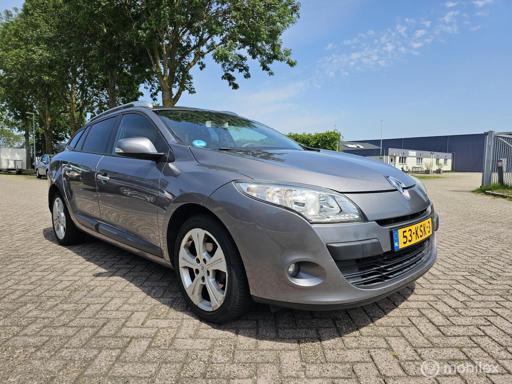 Renault Megane Estate 1.4 TCe Dynamique 2010 - voorkant
