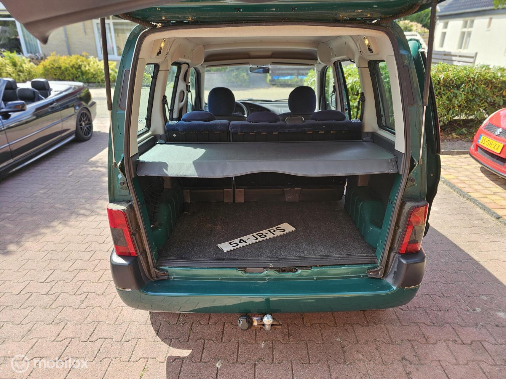 Foto van Peugeot Partner