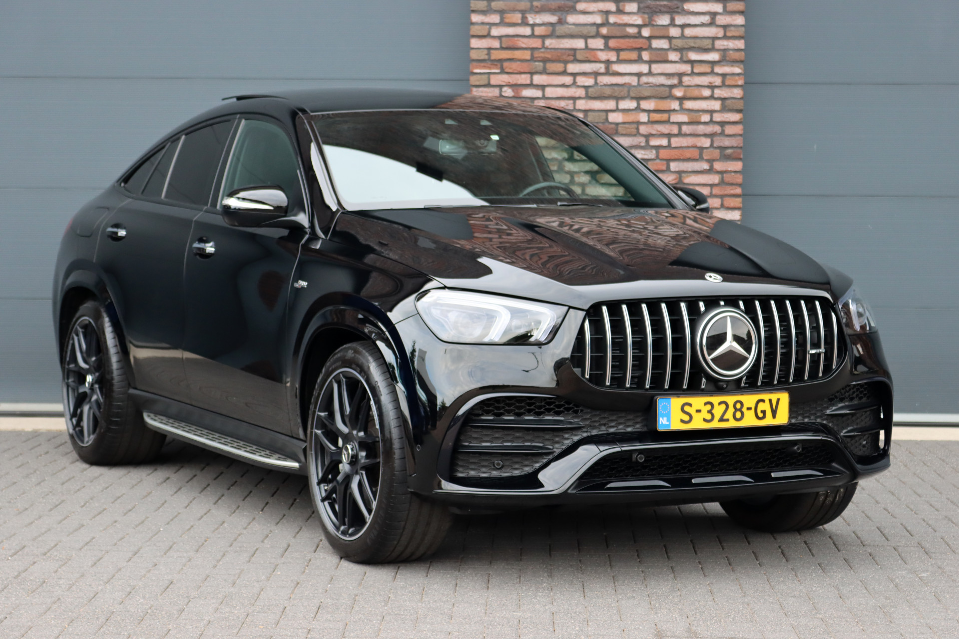 Foto van Mercedes-Benz AMG Gle 53 4matic+ Coupe