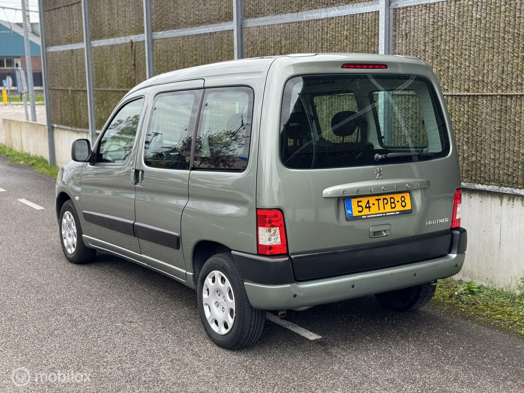 Foto van Peugeot Partner MPV