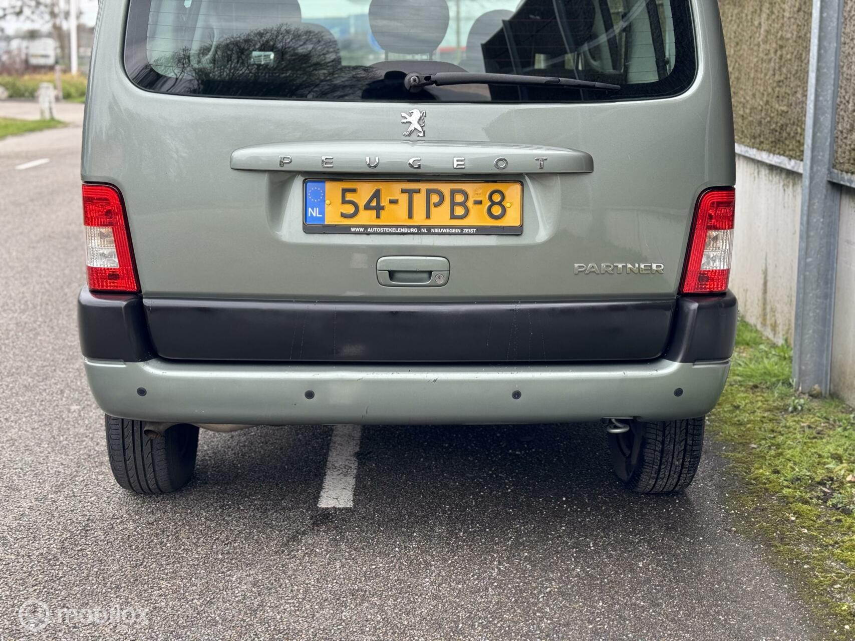 Foto van Peugeot Partner MPV