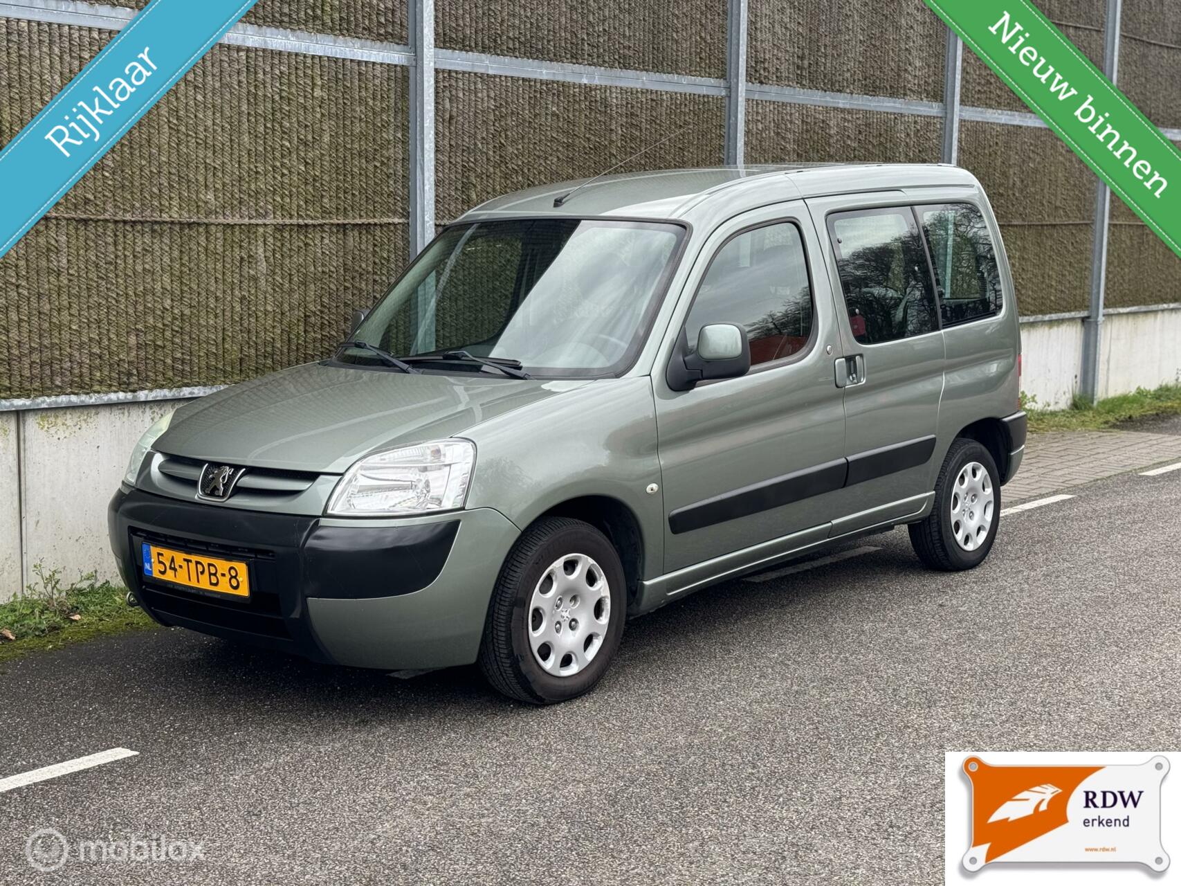 Peugeot Partner MPV 1.4 XT NWE KOPPAKKING/NWE DISTRIBUTIESET 2008 - voorkant