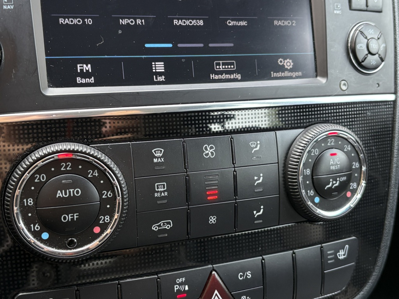Foto van Mercedes-Benz R 350 4Matic