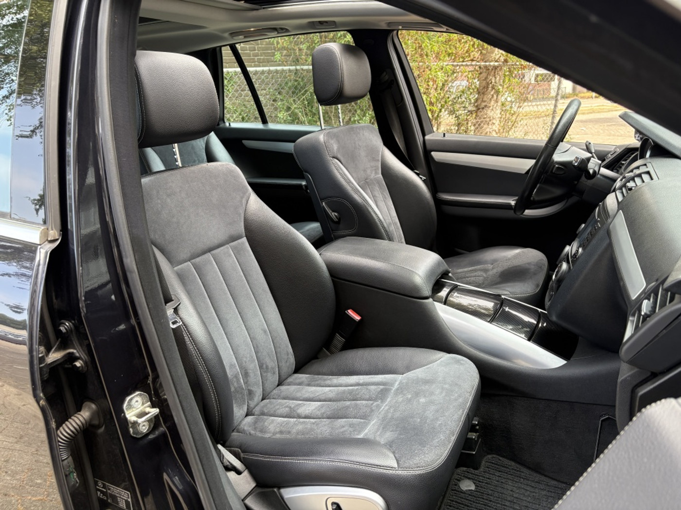 Foto van Mercedes-Benz R 350 4Matic