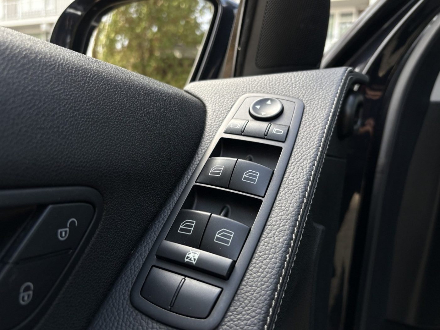 Foto van Mercedes-Benz R 350 4Matic