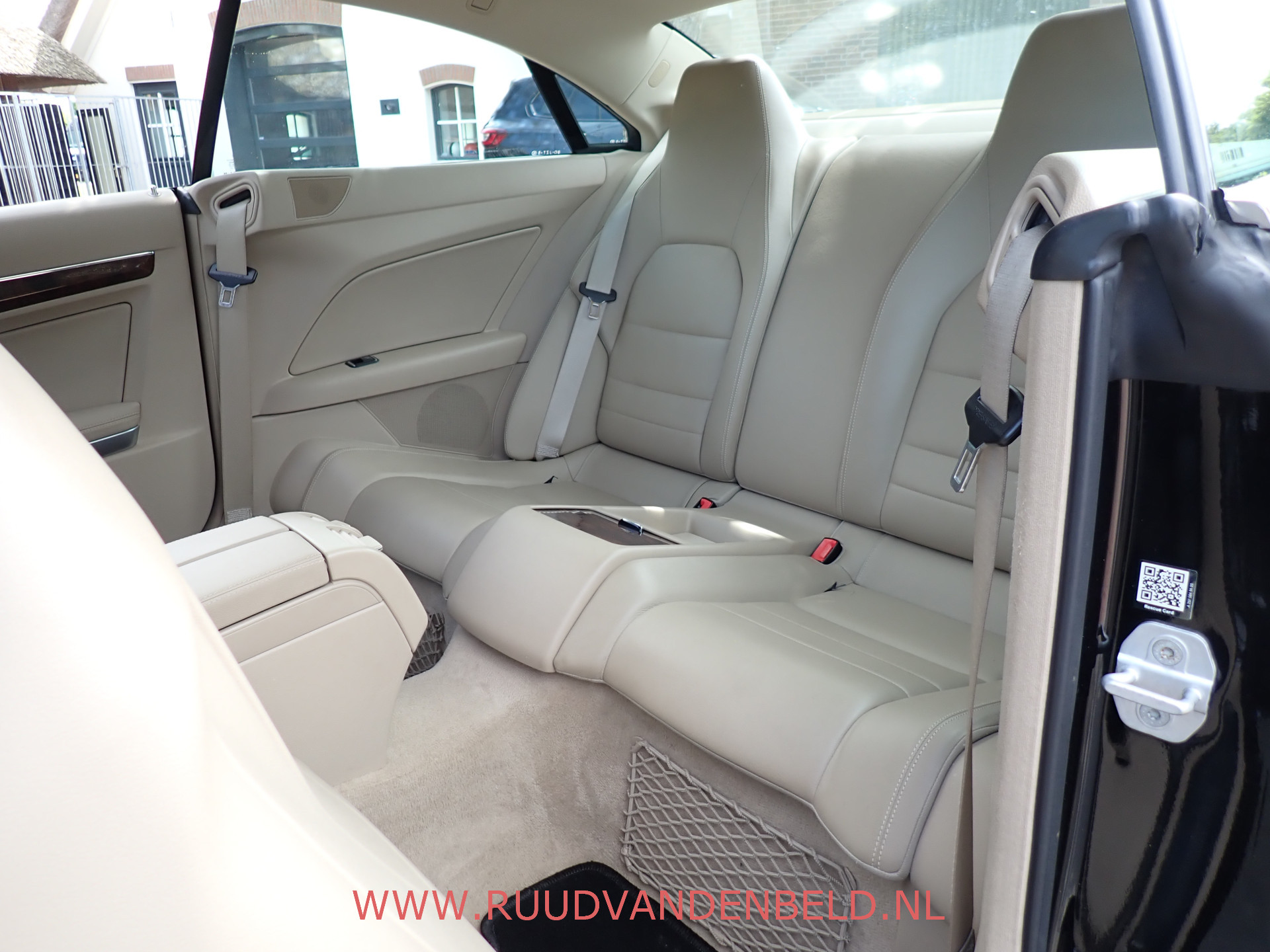 Foto van Mercedes-Benz E 250 Cgi