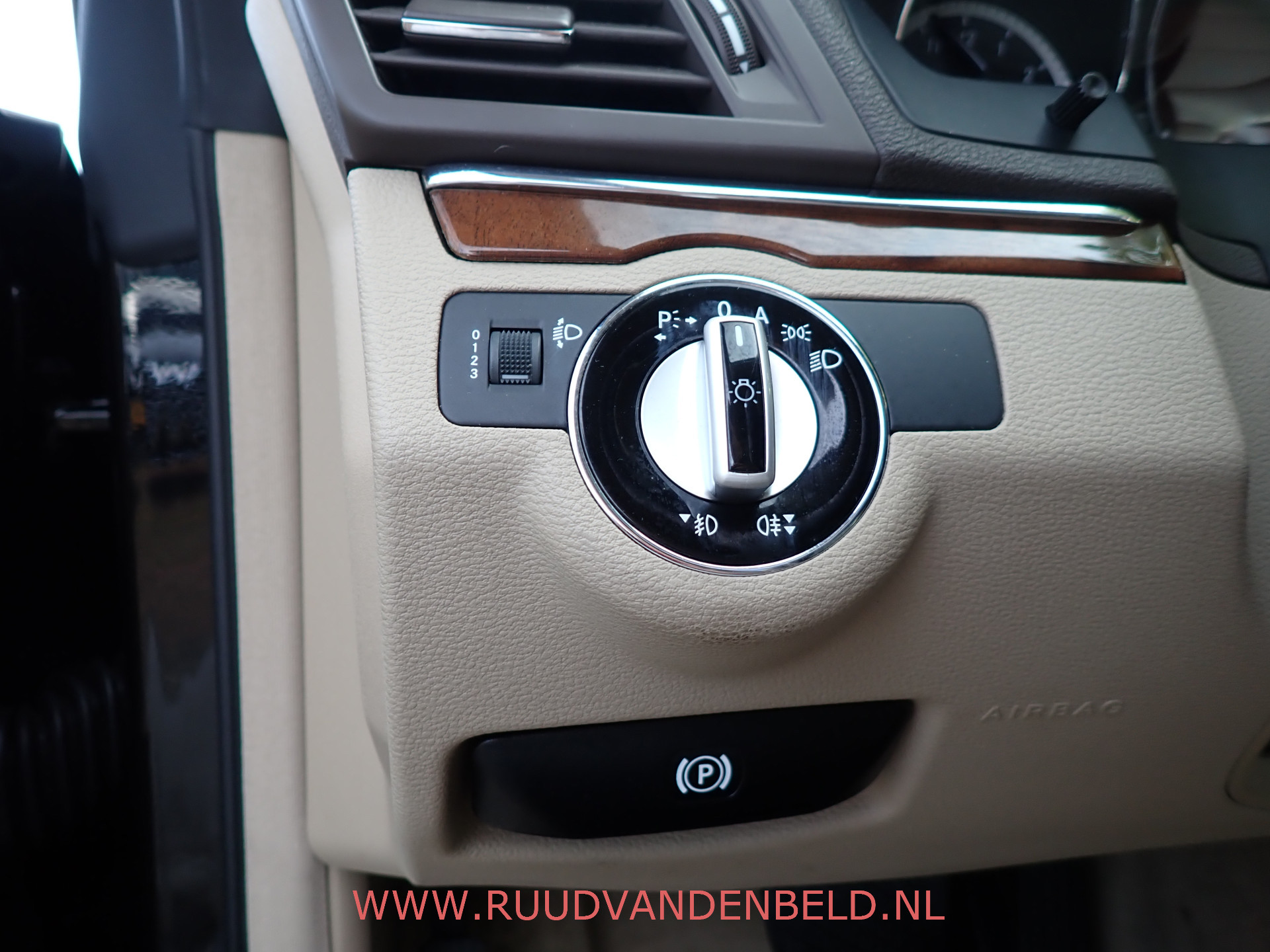 Foto van Mercedes-Benz E 250 Cgi