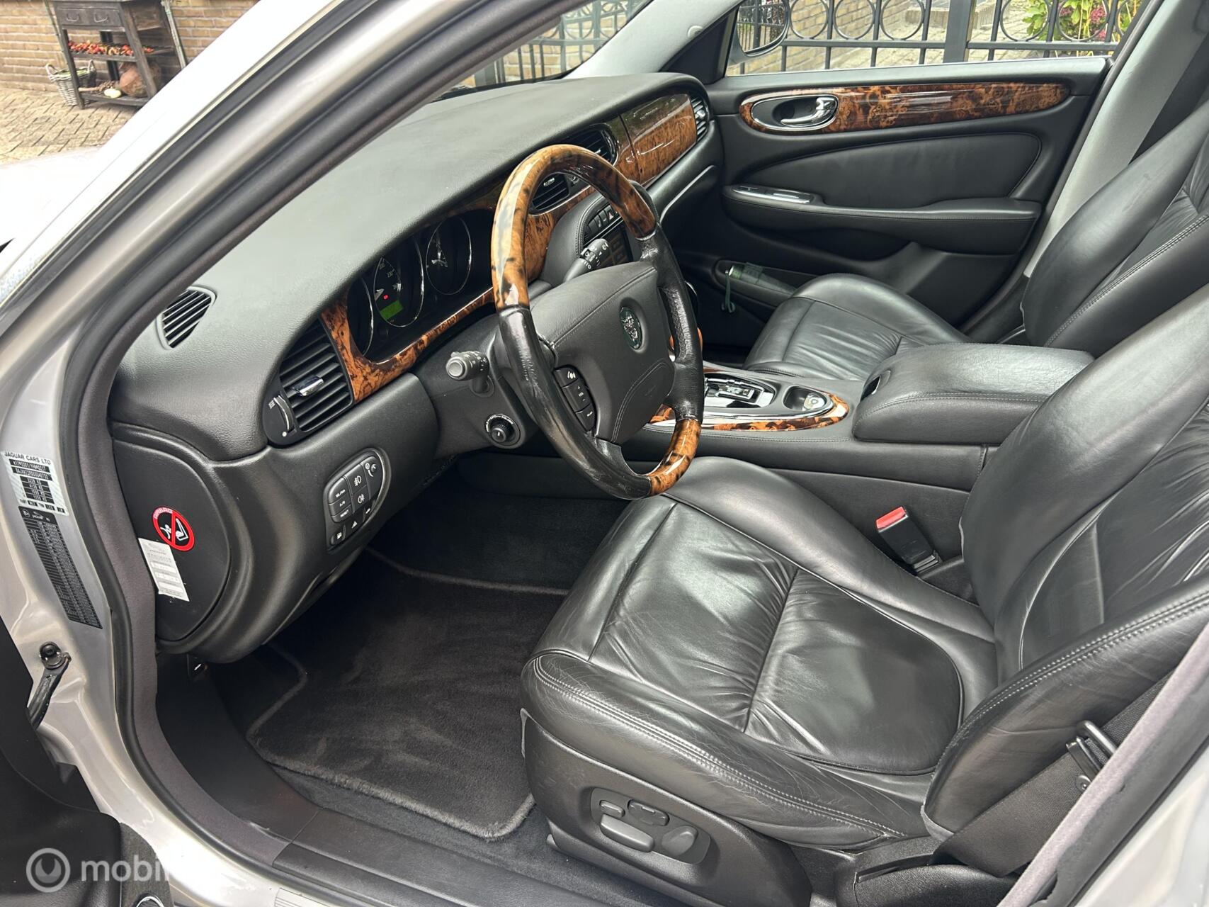 Foto van Jaguar XJ