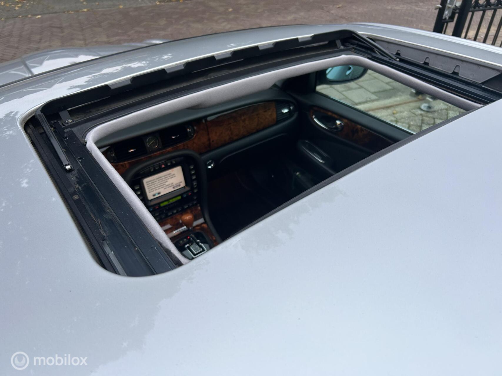 Foto van Jaguar XJ