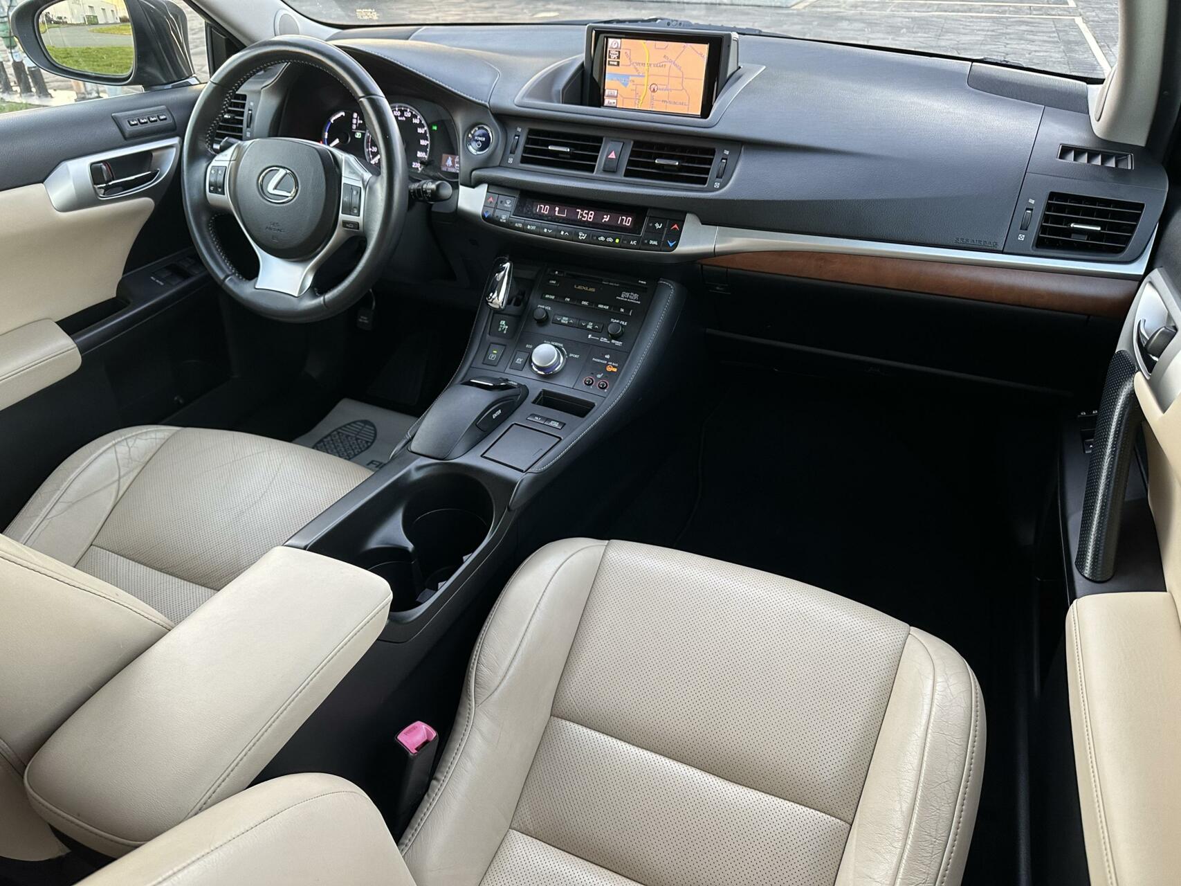 Foto van Lexus CT