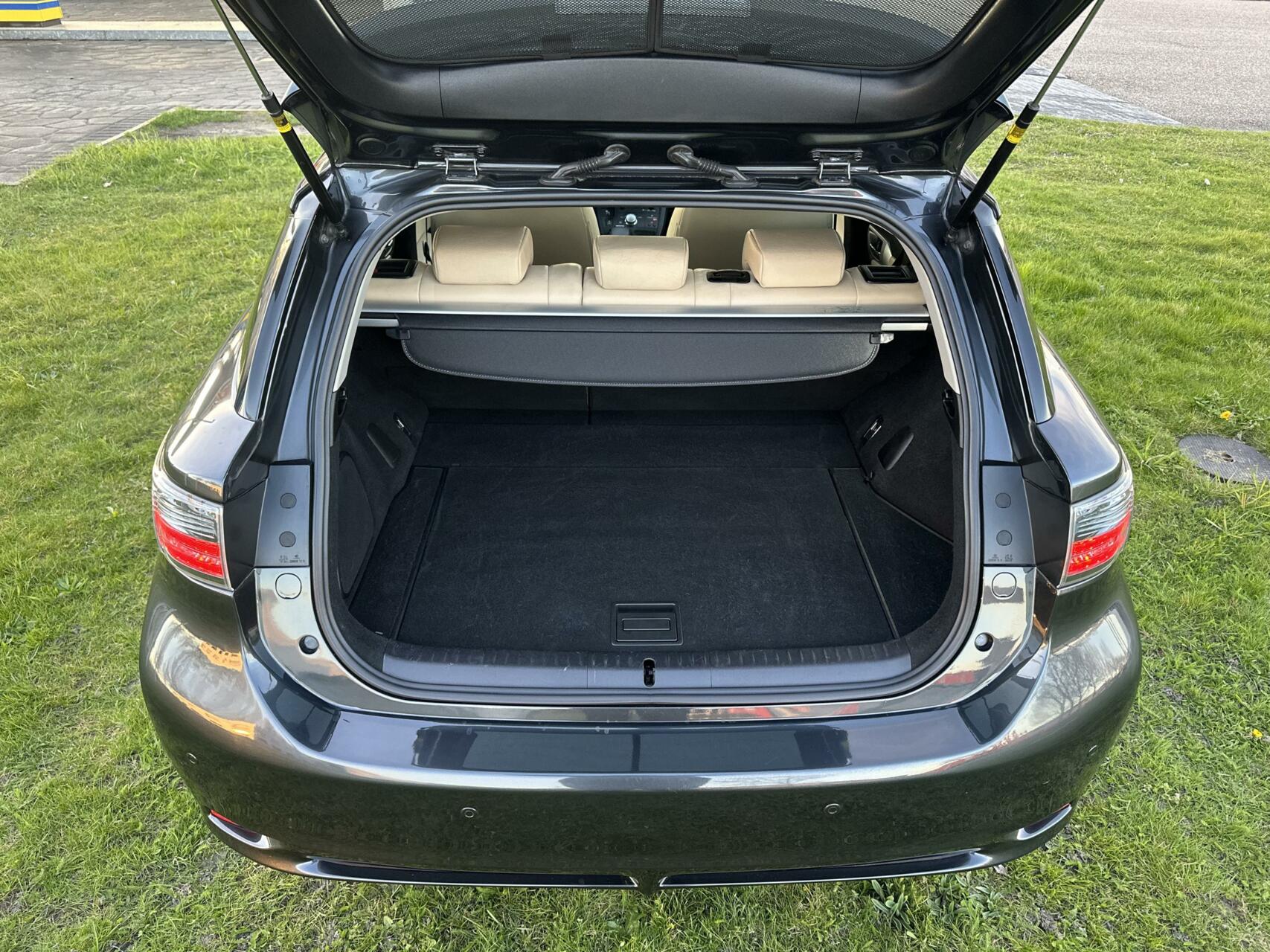Foto van Lexus CT