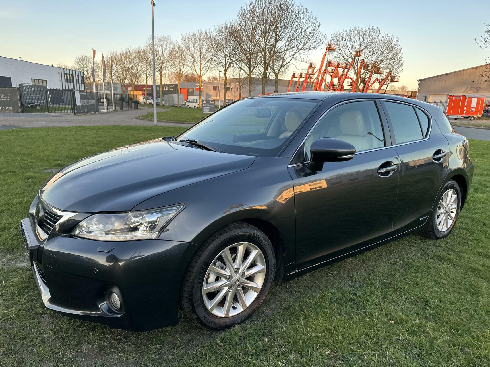 Foto van Lexus CT