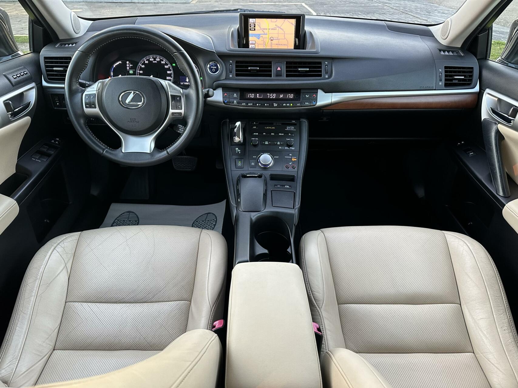 Foto van Lexus CT