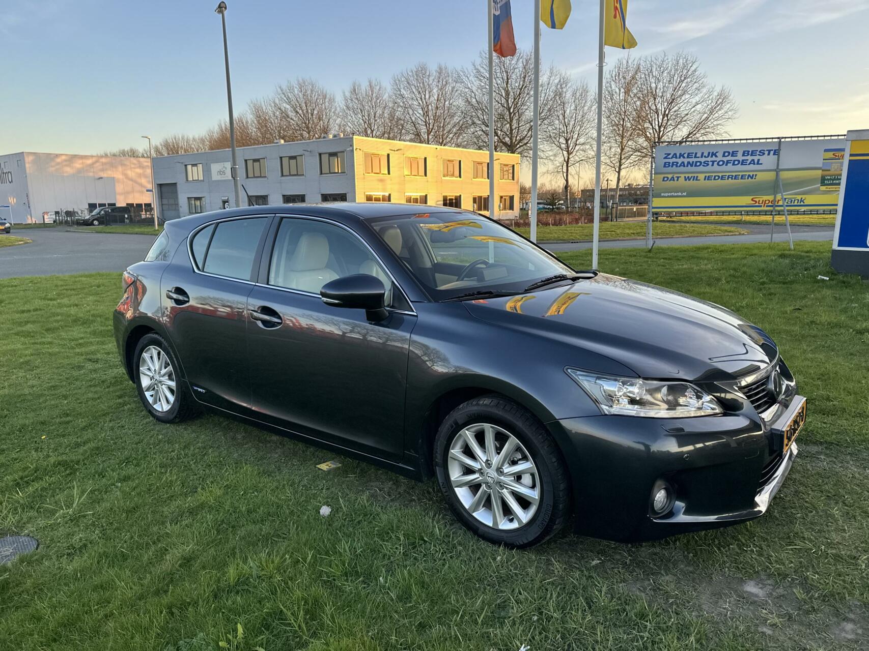 Foto van Lexus CT
