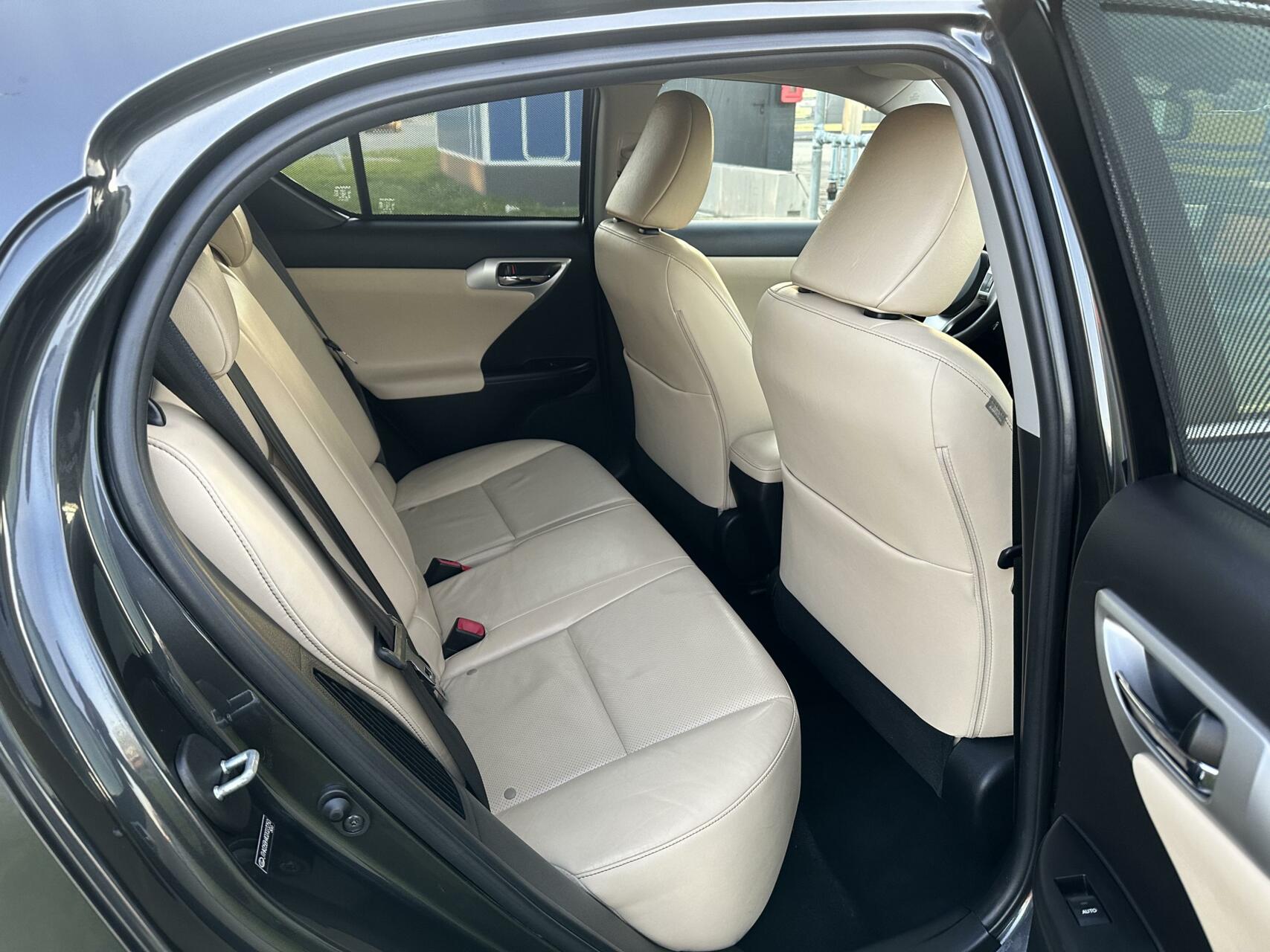 Foto van Lexus CT