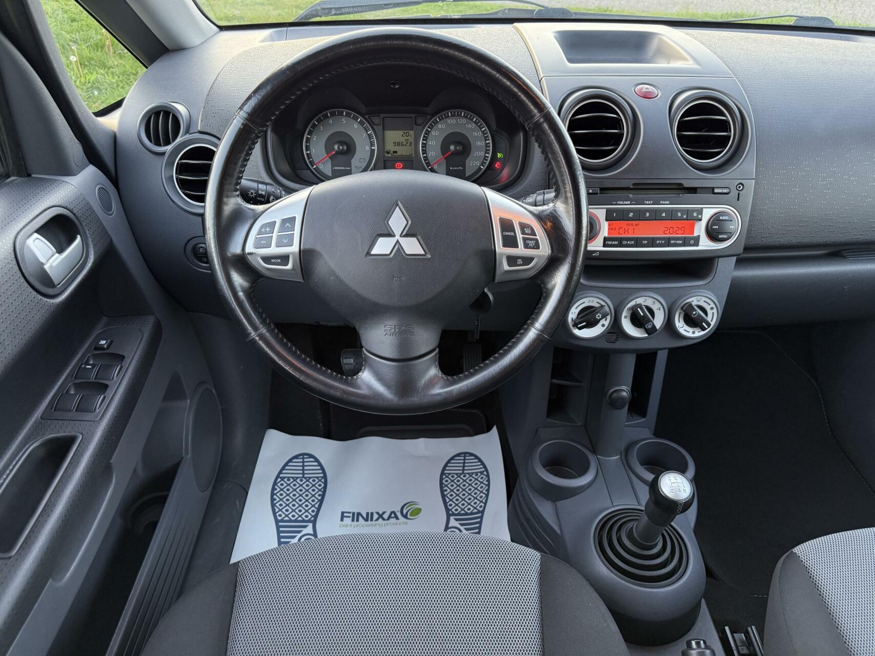 Foto van Mitsubishi Colt