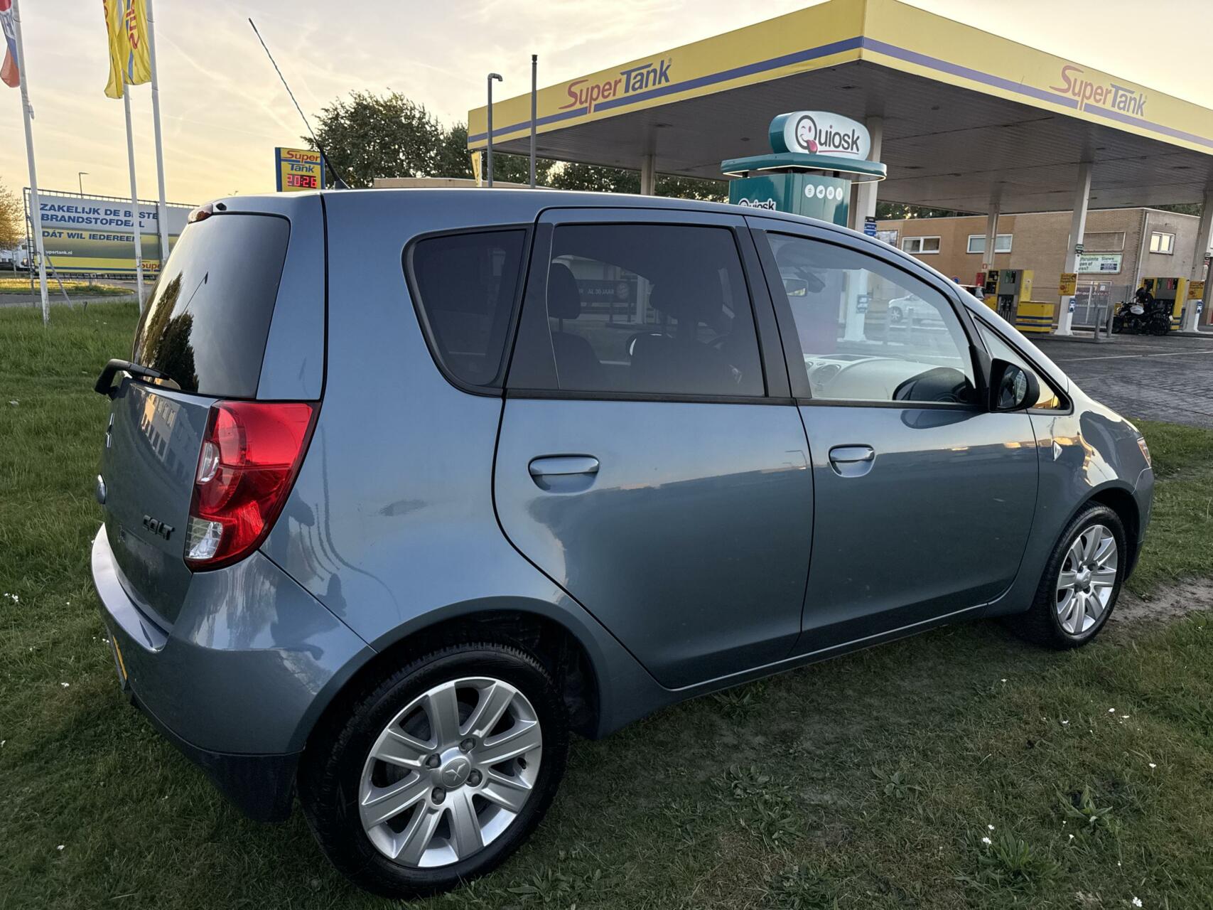 Foto van Mitsubishi Colt
