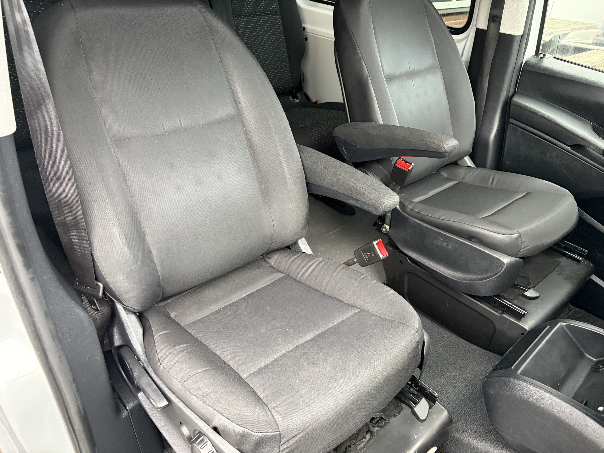 Foto van Mercedes-Benz Vito Tourer
