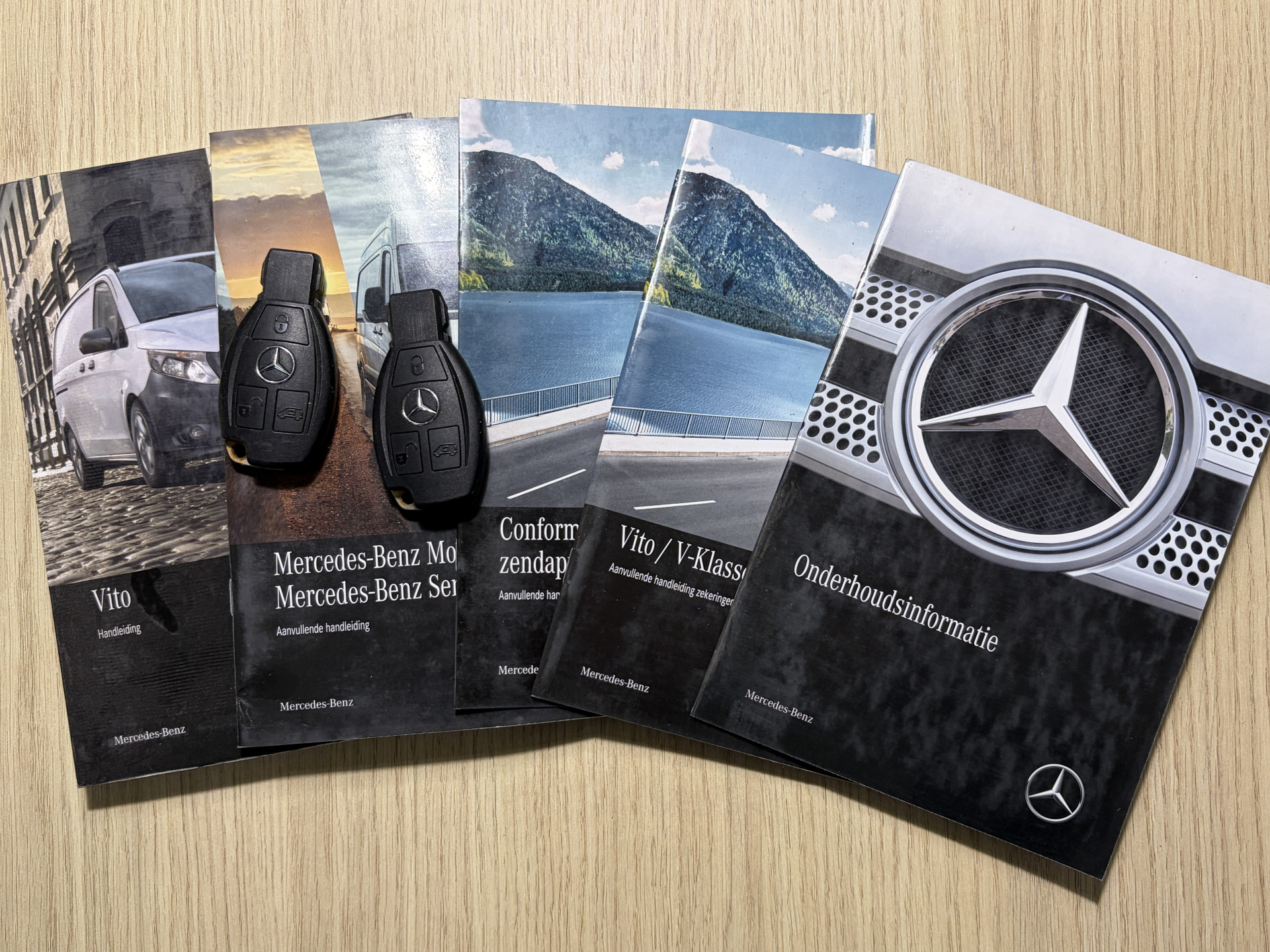 Foto van Mercedes-Benz Vito Tourer
