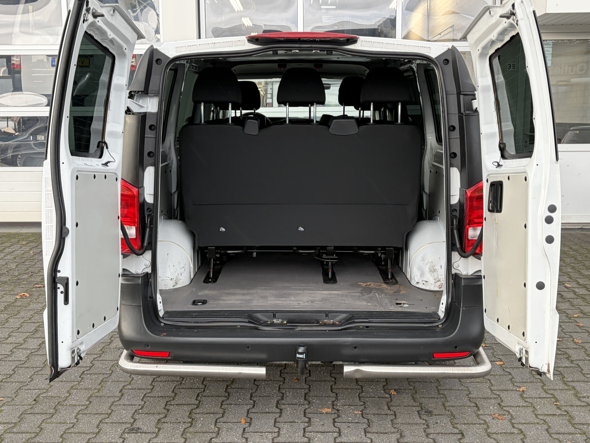 Foto van Mercedes-Benz Vito Tourer