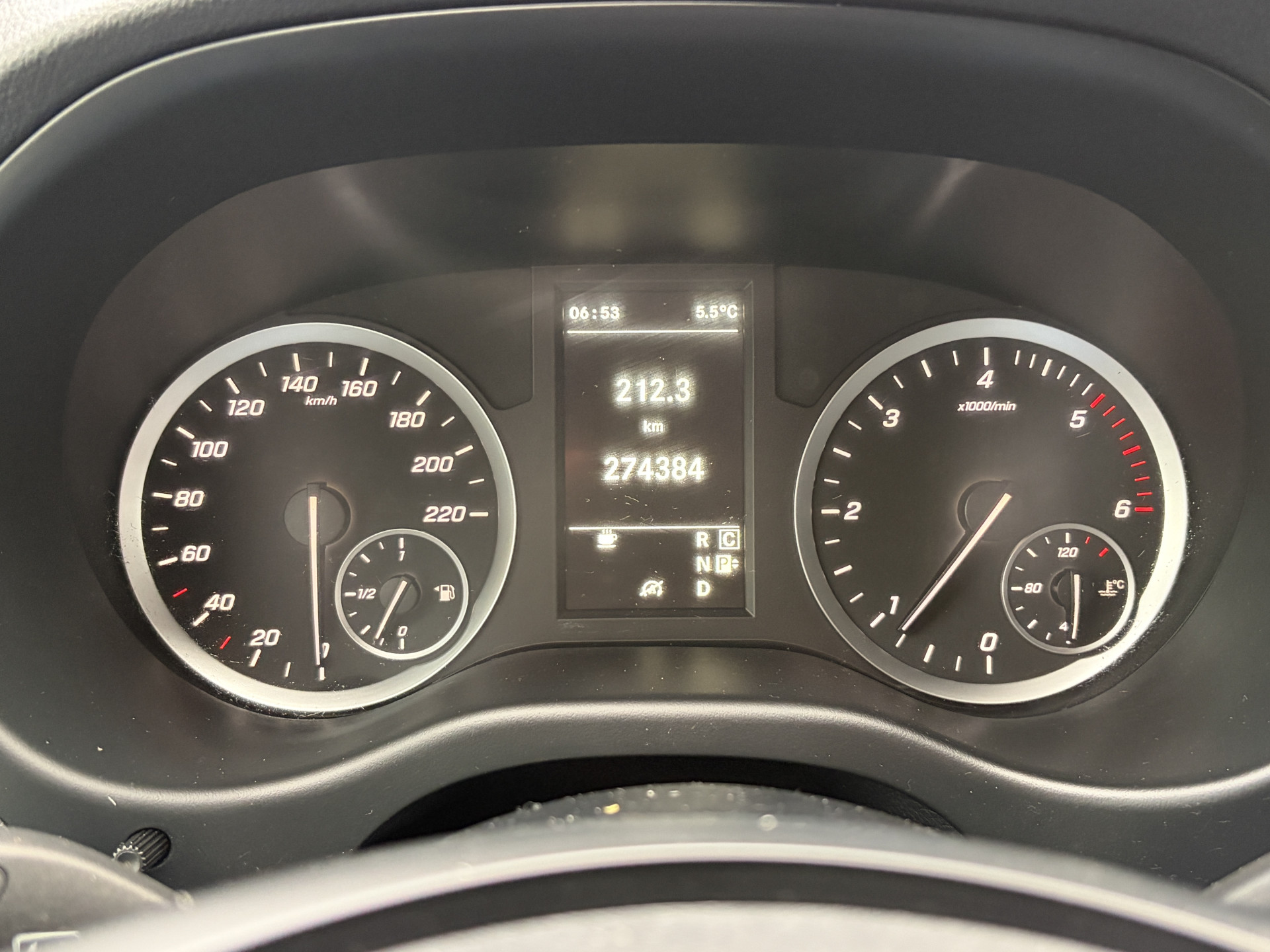 Foto van Mercedes-Benz Vito Tourer