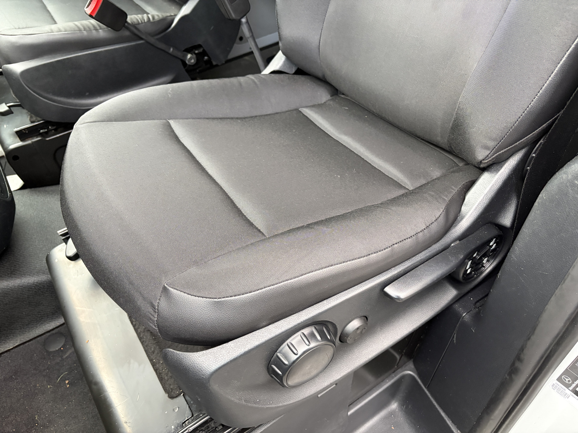 Foto van Mercedes-Benz Vito Tourer