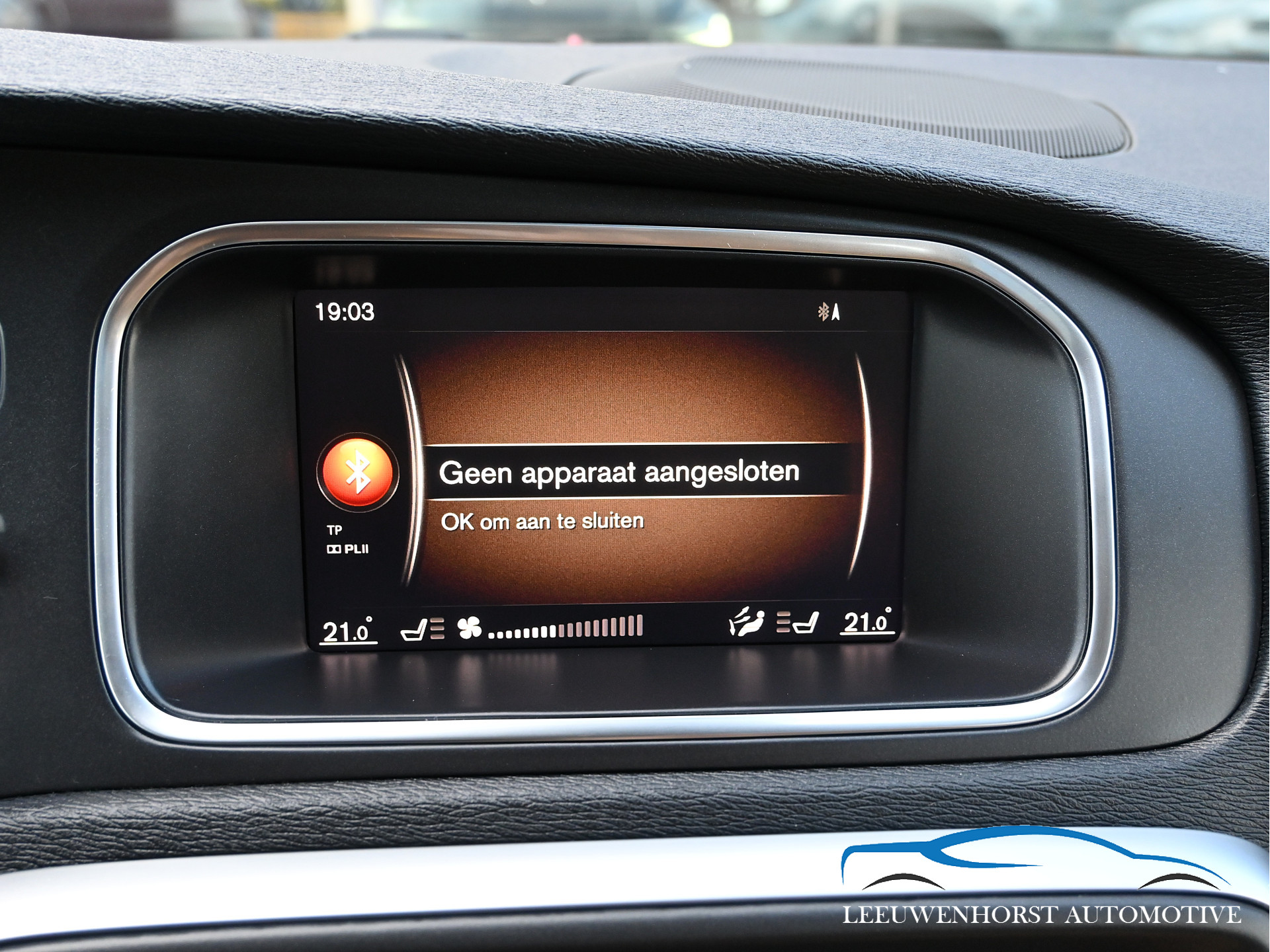 Foto van Volvo V40 Cross Country
