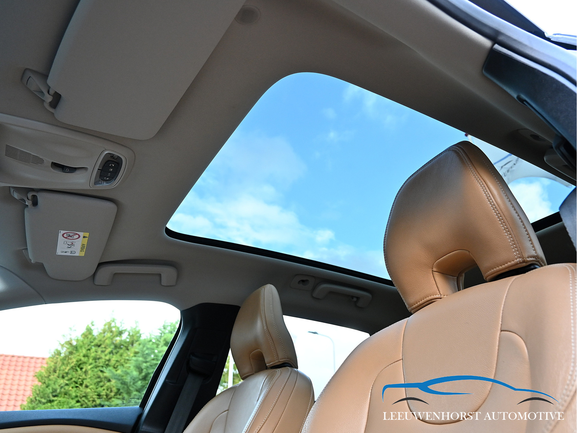 Foto van Volvo V40 Cross Country