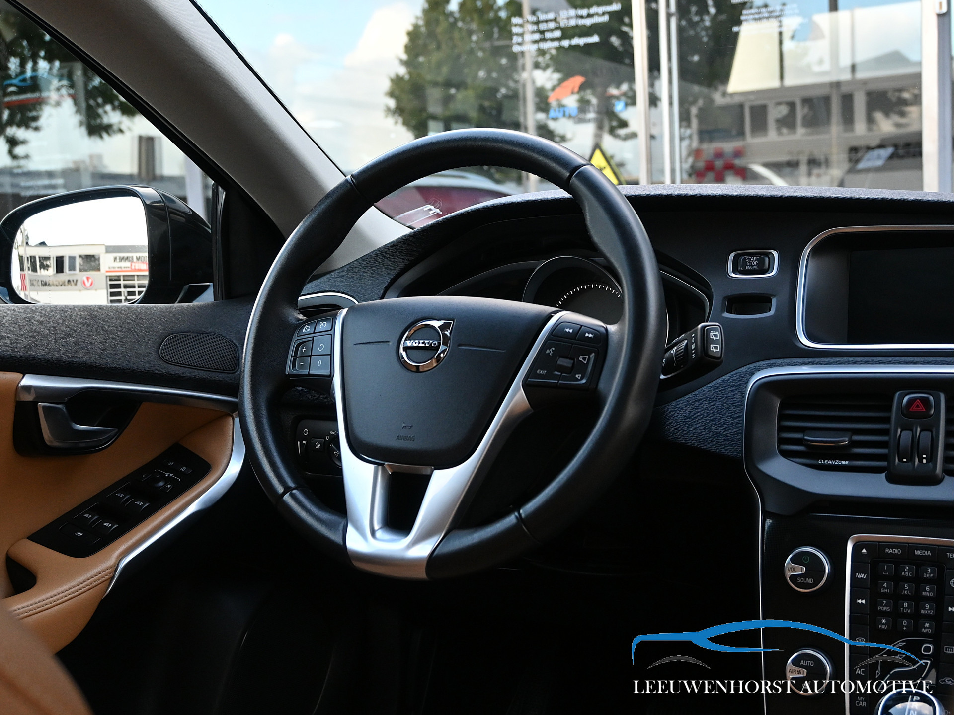 Foto van Volvo V40 Cross Country