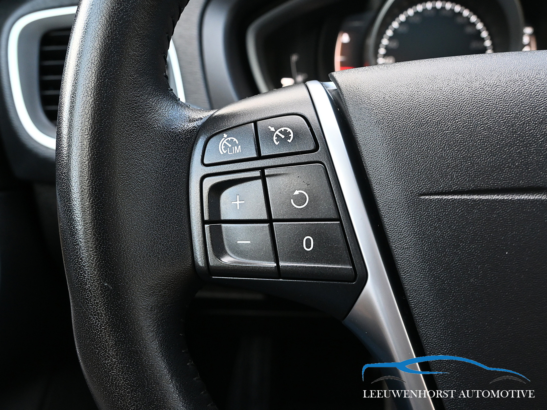 Foto van Volvo V40 Cross Country