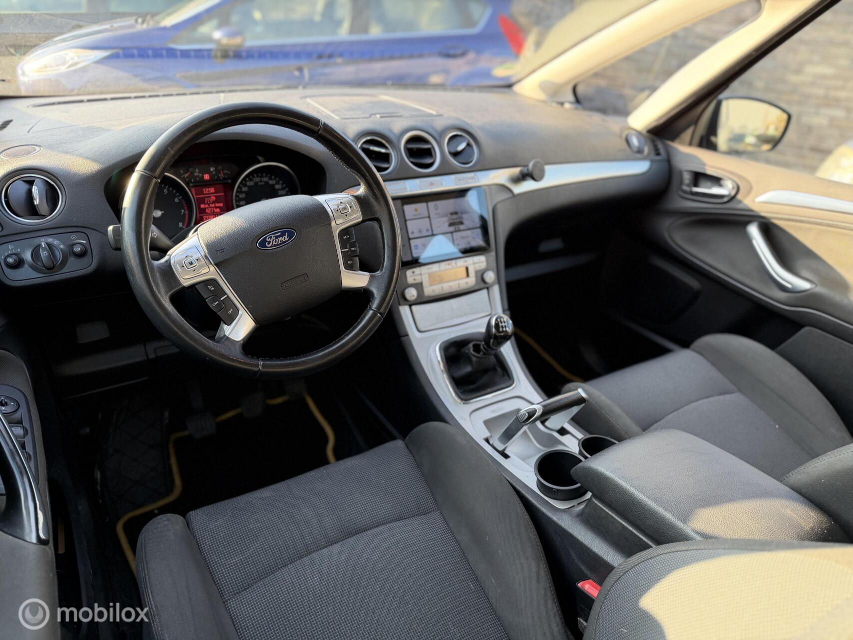 Foto van Ford S-max
