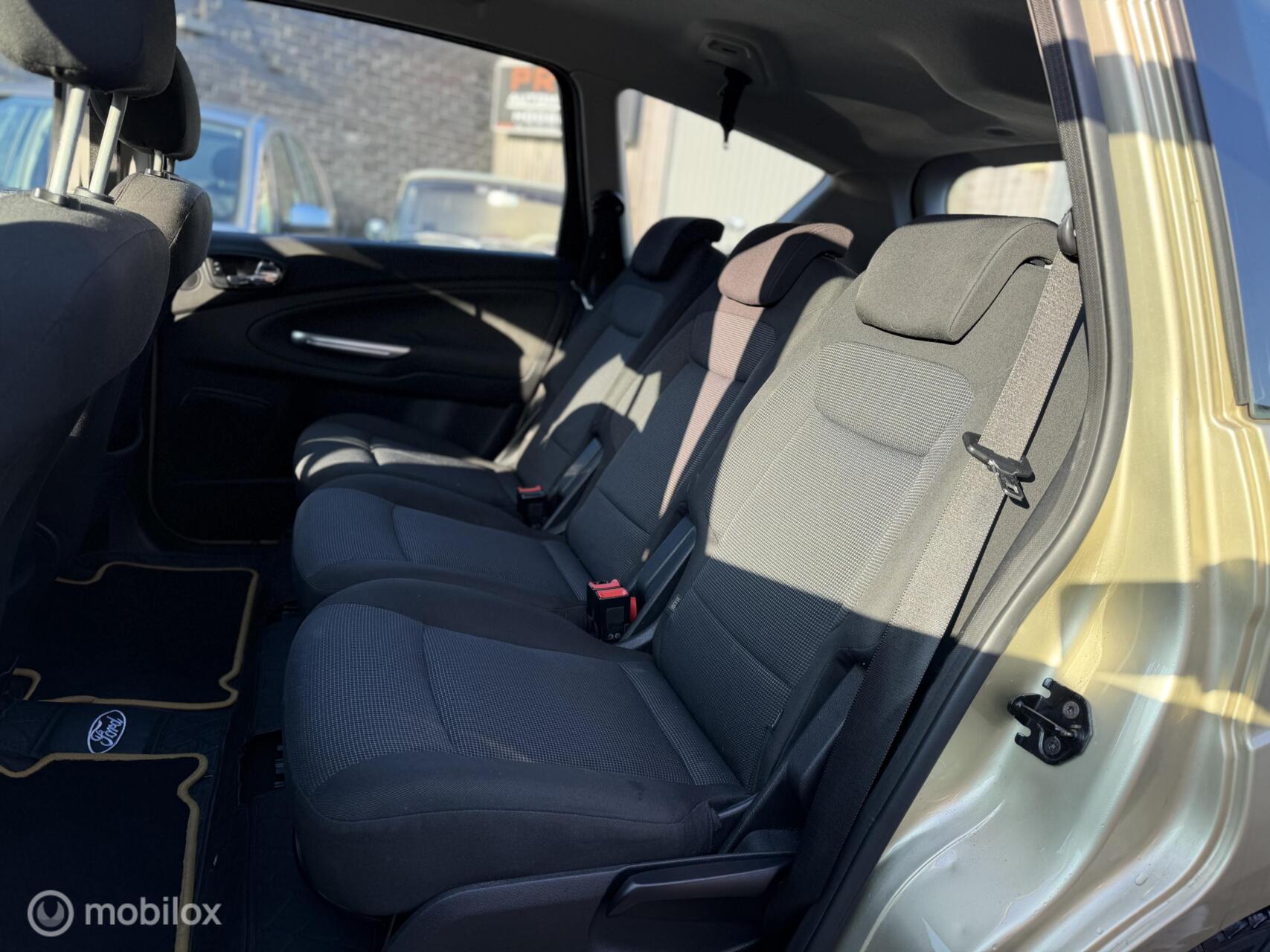 Foto van Ford S-max